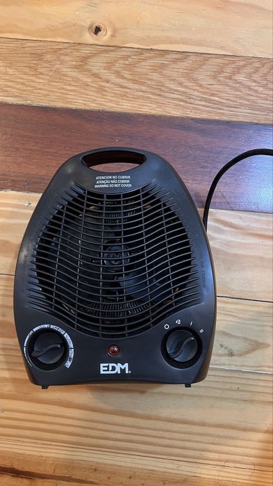 Aquecedor elétrico compacto EDM 2000W – com caixa