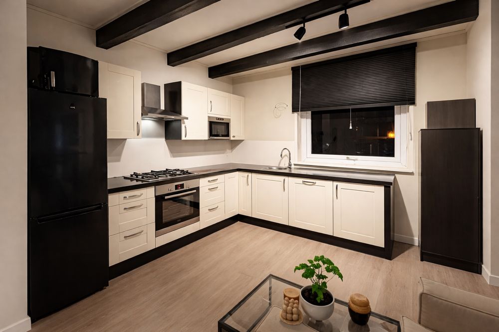 Drewnianna kuchnia z AGD granitowy blat Simens Whirpool Bosch