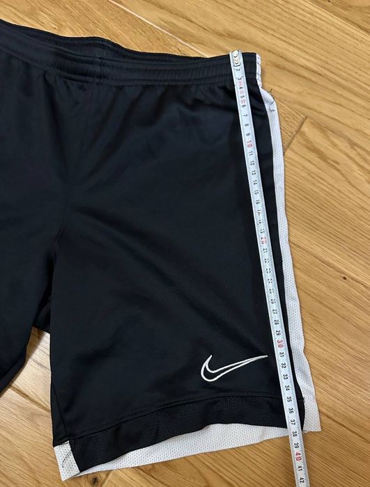 Дитячі шорти Nike Dri-FIT Academy на 12-14 років