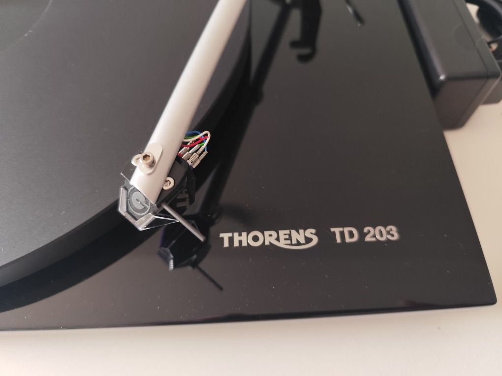 Gramofon Thorens Td 203 nowa wkładkami goldring E2