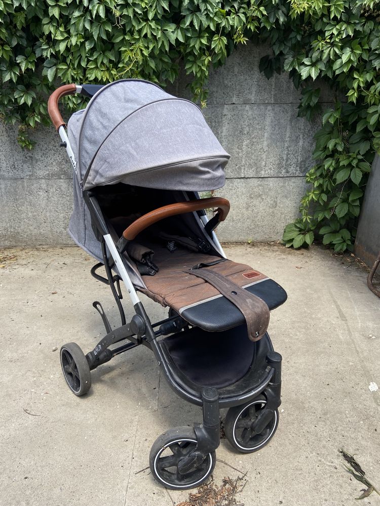 Коляска Carrello Asrta