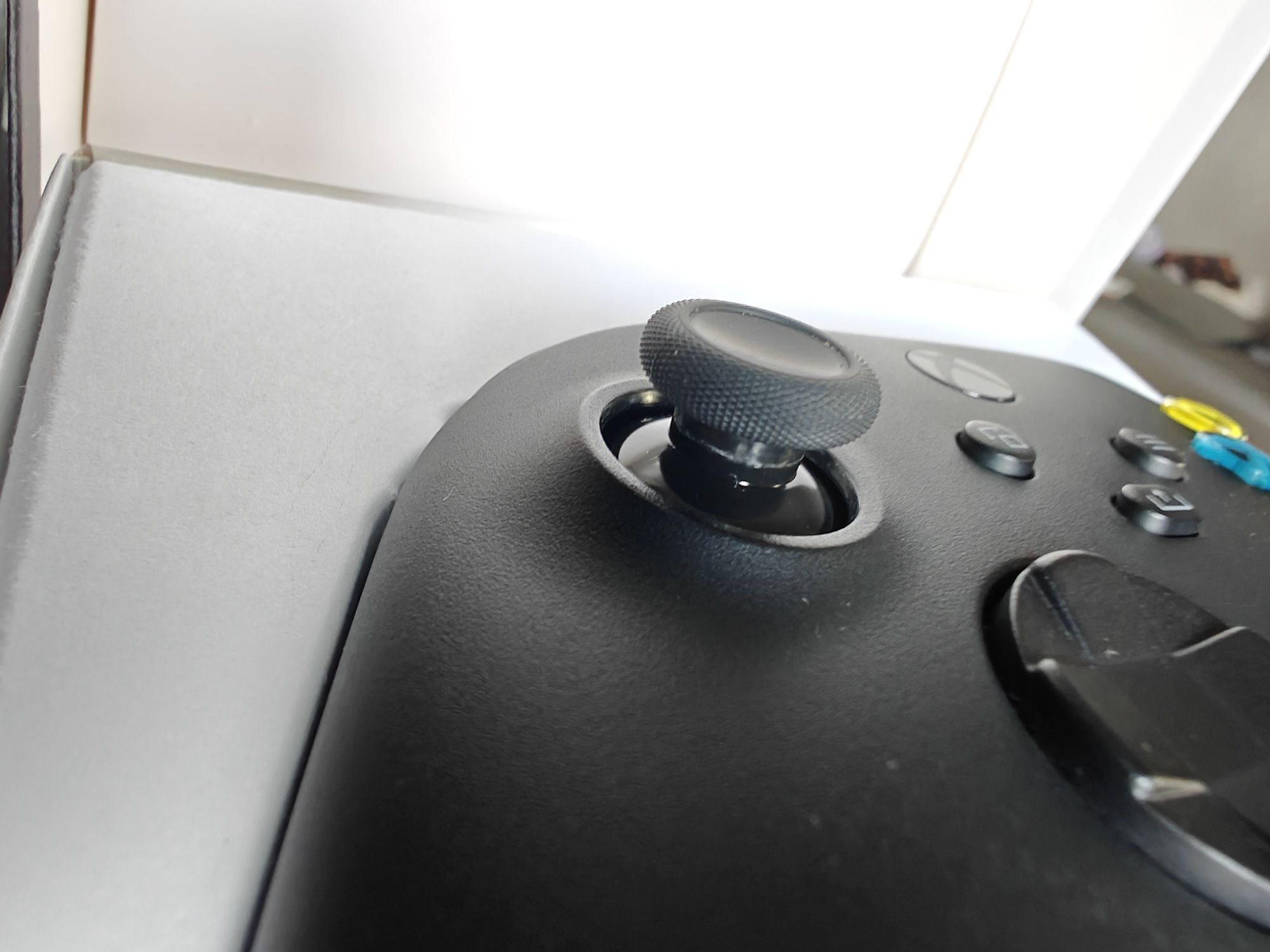 Pad Xbox X/S (model 1914)
