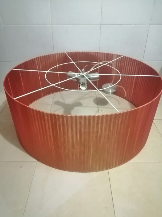 Candeeiro com abajour em organza