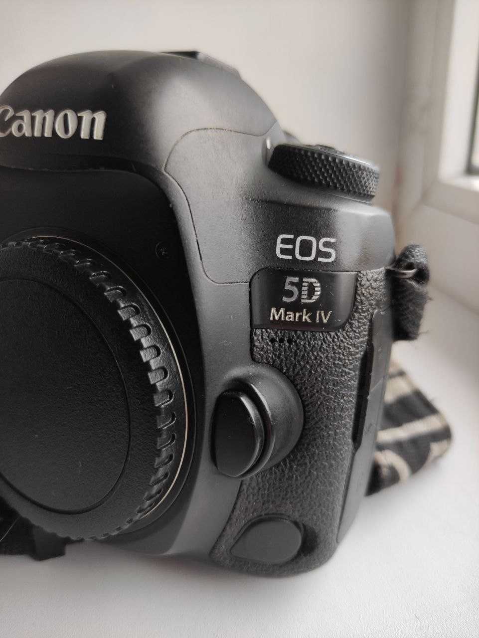 Canon 5D Mark IV 4