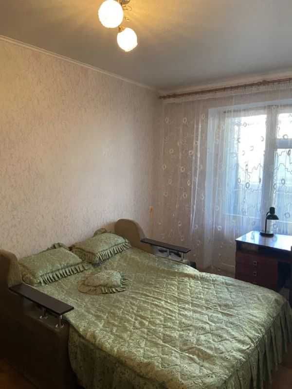 Продам 2к квартиру на ж\м Тополь-2 ТРЦ Терра -Эпицентр