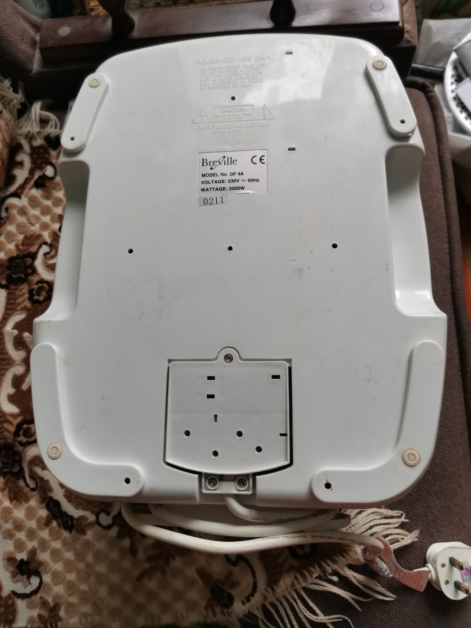 Електрофритюрниця Breville мод. DF 4A