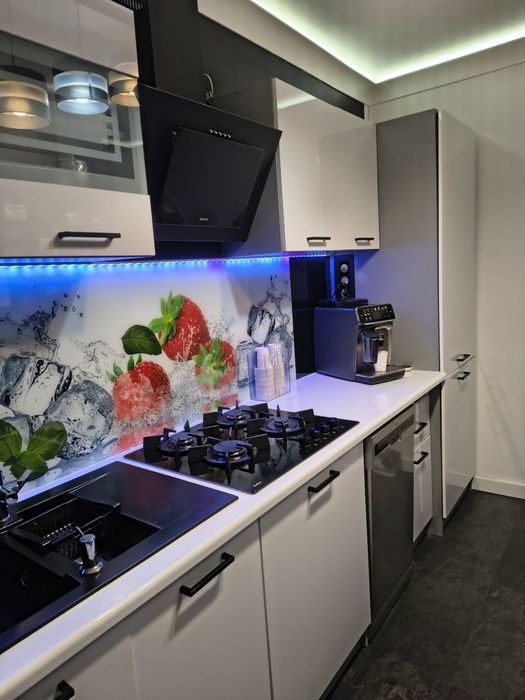 Meble kuchenne wraz z płyta gazowa. REZERWACJA