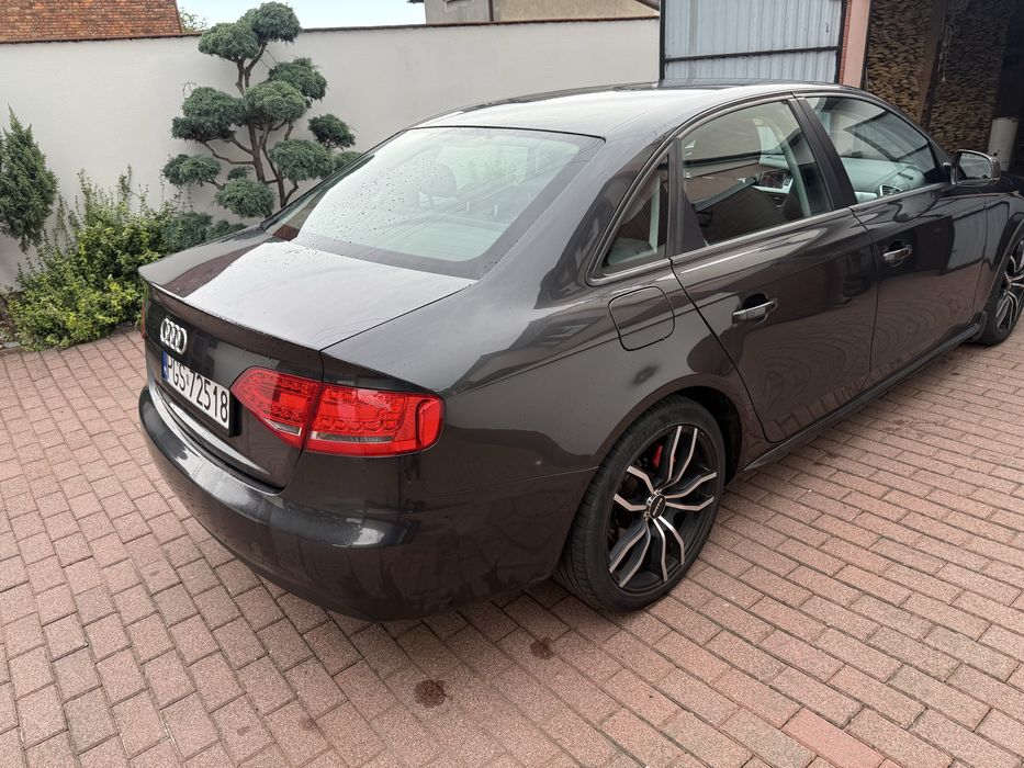 Audi a4 b8 2.0 tdi + komplet kół zimowych (w cenie)