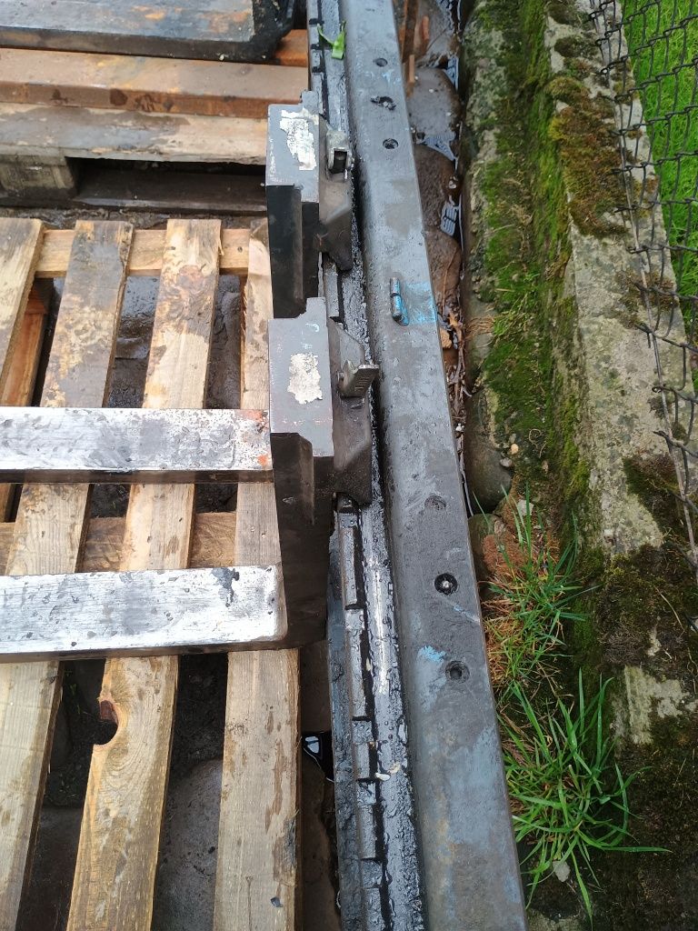 Widły 160 cm z karetką