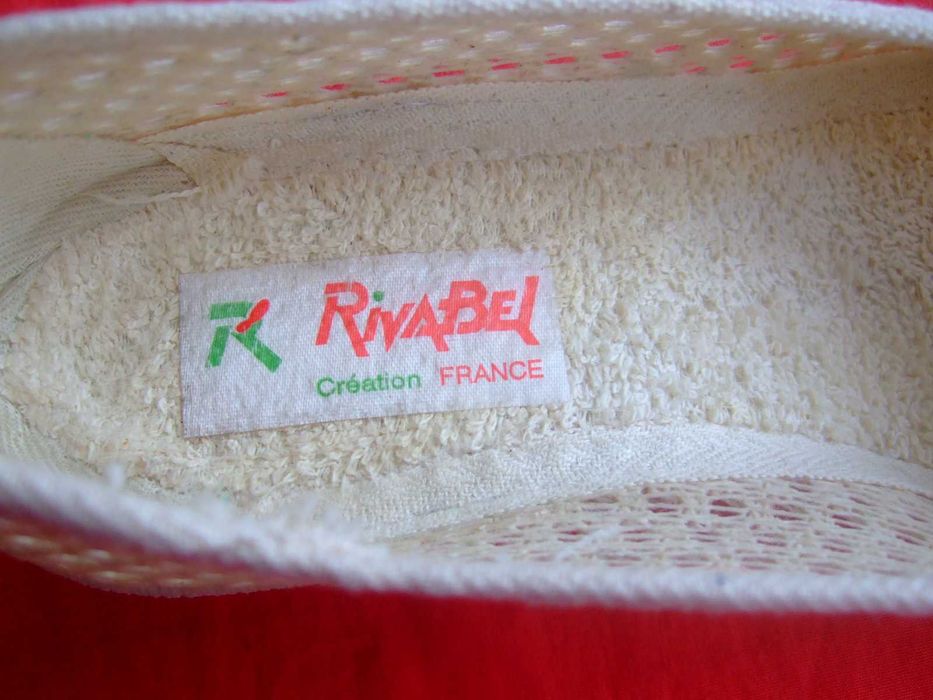 Buty espadryle damskie elastyczne  rozmiar 36-37 (4) dł. wkładki 23 cm