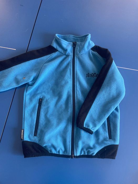 Отдам детскую кофту , 4 года