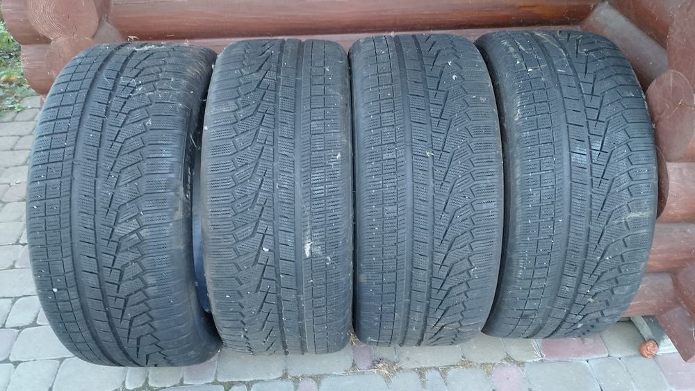 Шини Hankook Winter I*Cept Evo2 W320A SUV 285/45 R21 113V AO Детальніш