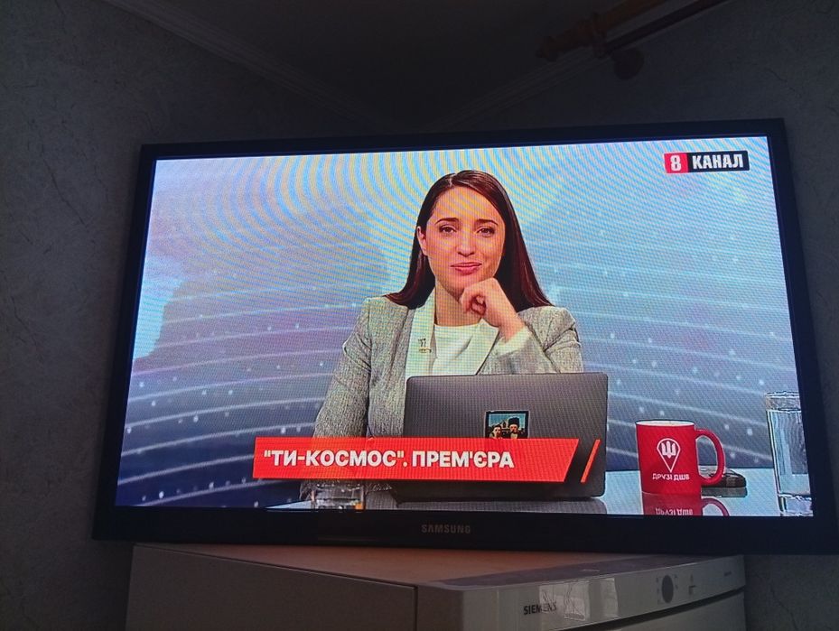 Продам телевизор плазма 43 дюйма samsung