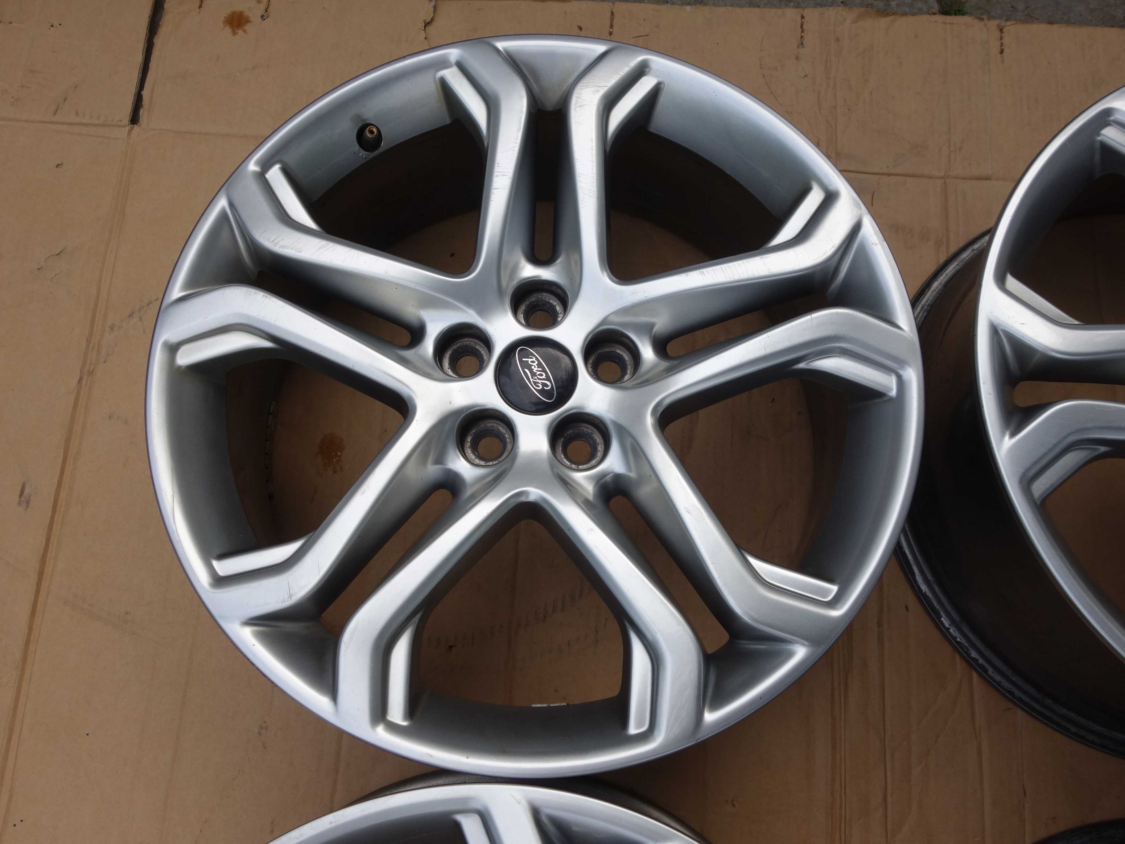 Felgi FORD S-MAX KUGA ESCAPE EDGE FOCUS 19'' 5x108 Oryginał
