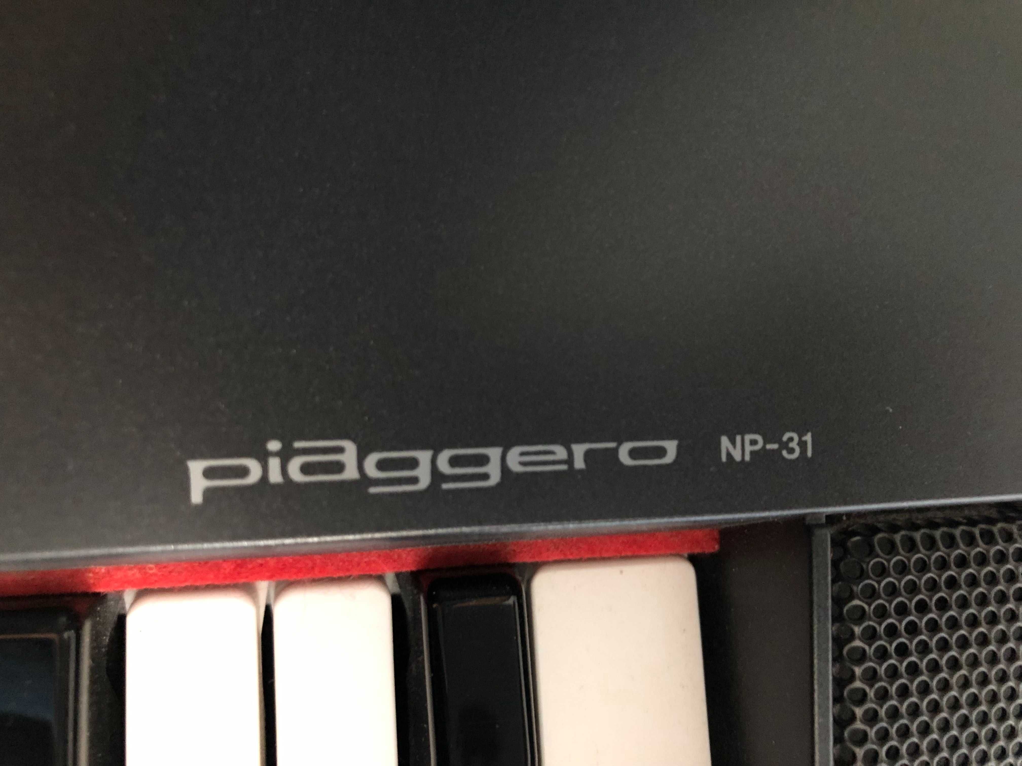 teclado yamaha piaggero NP-31,  com pedal , suporte e banco