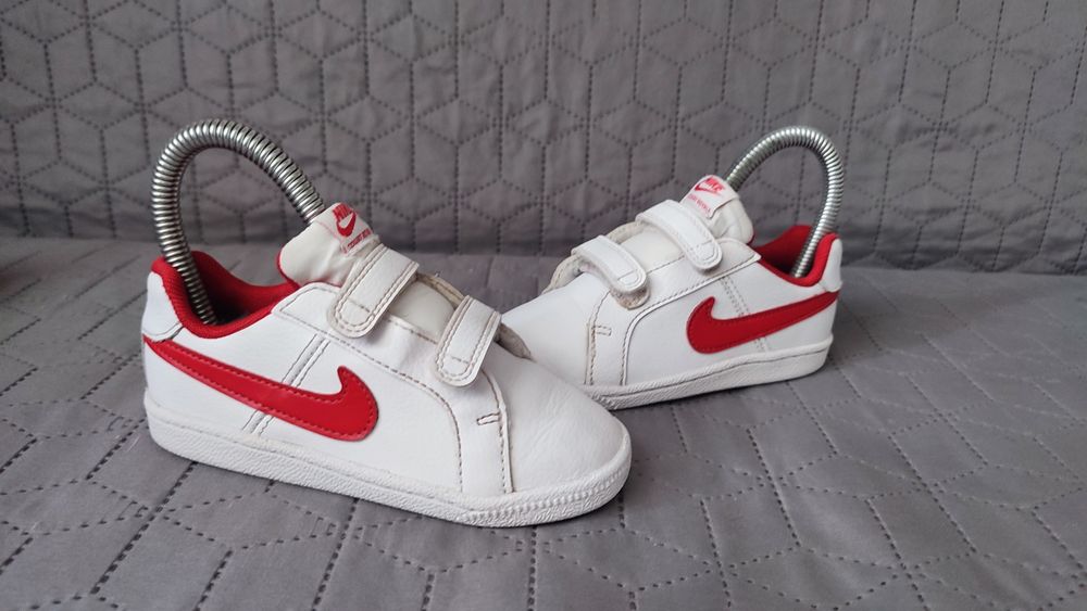 Кросівки NIKE COURT ROYALE, 26 р., 15-16,8 см