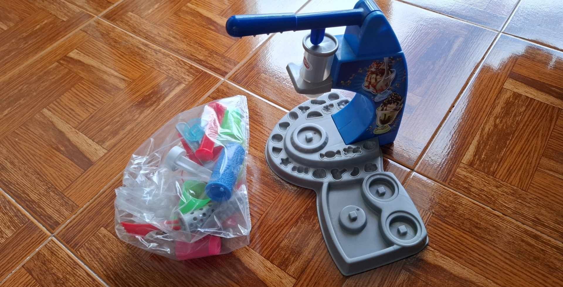 Play-doh: Galinha,Massas,Cabeleireiro,Vulcão e Gelataria