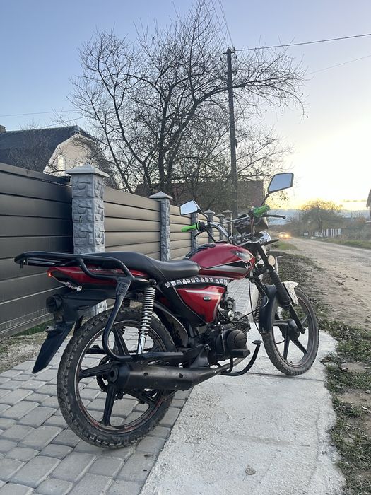 Продам мопед Spark 125