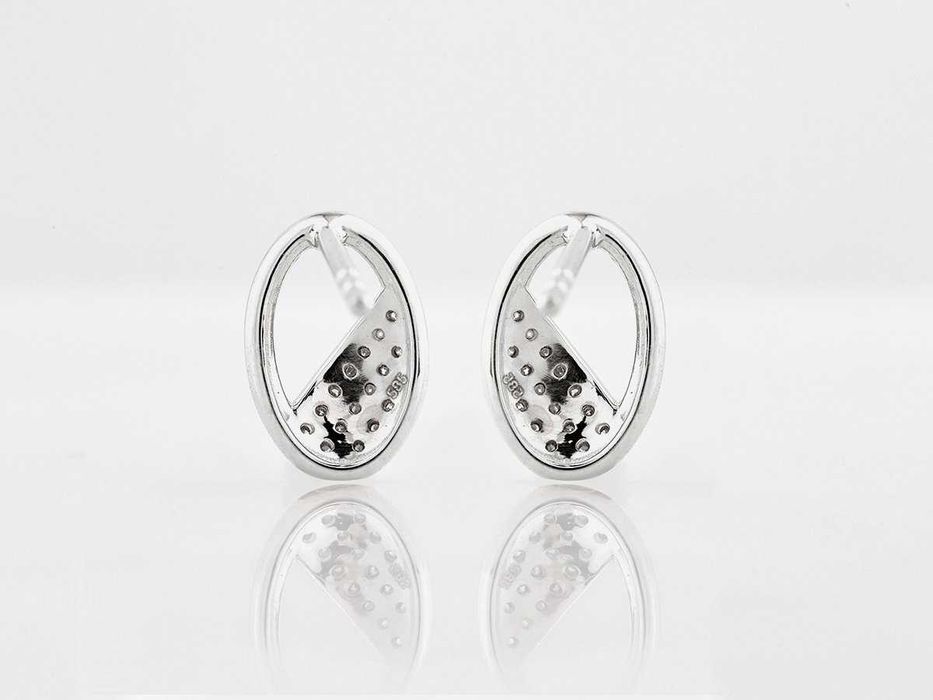Brincos - 14 K Ouro branco - 0.07ct.  Diamante (Natural)