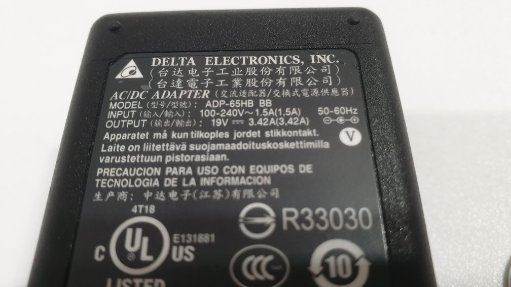 Блок питания Delta Electronics  adp-65hb bb