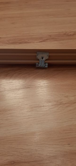 Panele podłogowe + listwy podłogowe