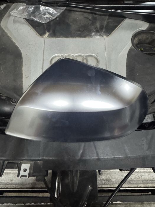 Audi q5 sq5 chrom lusterka lewego obudowa