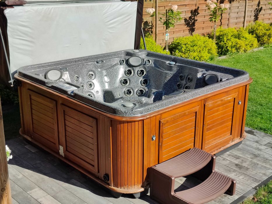 Wanna Spa , Jacuzzi , Wanna Ogrodowa Całoroczna - USA