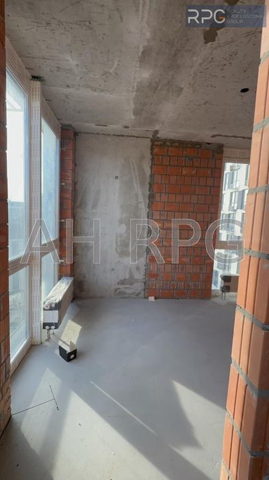 Продаж 2-к 75м2 ЖК Славутич 2.0 метро 2 хв вул зарічна будинок здано