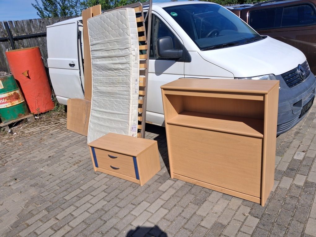 Łóżko  1x2m  kompletne z ramiakiem, materacem i schowkiem na  pościel