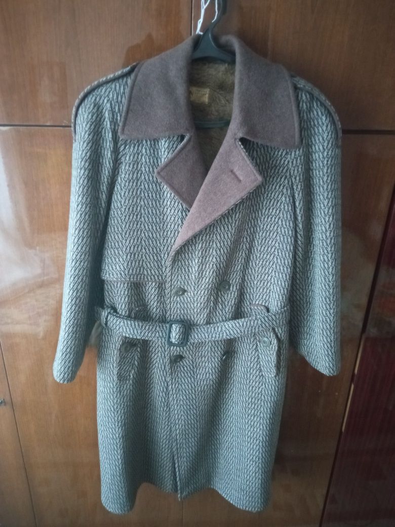 Продам пальто зимове чоловіче