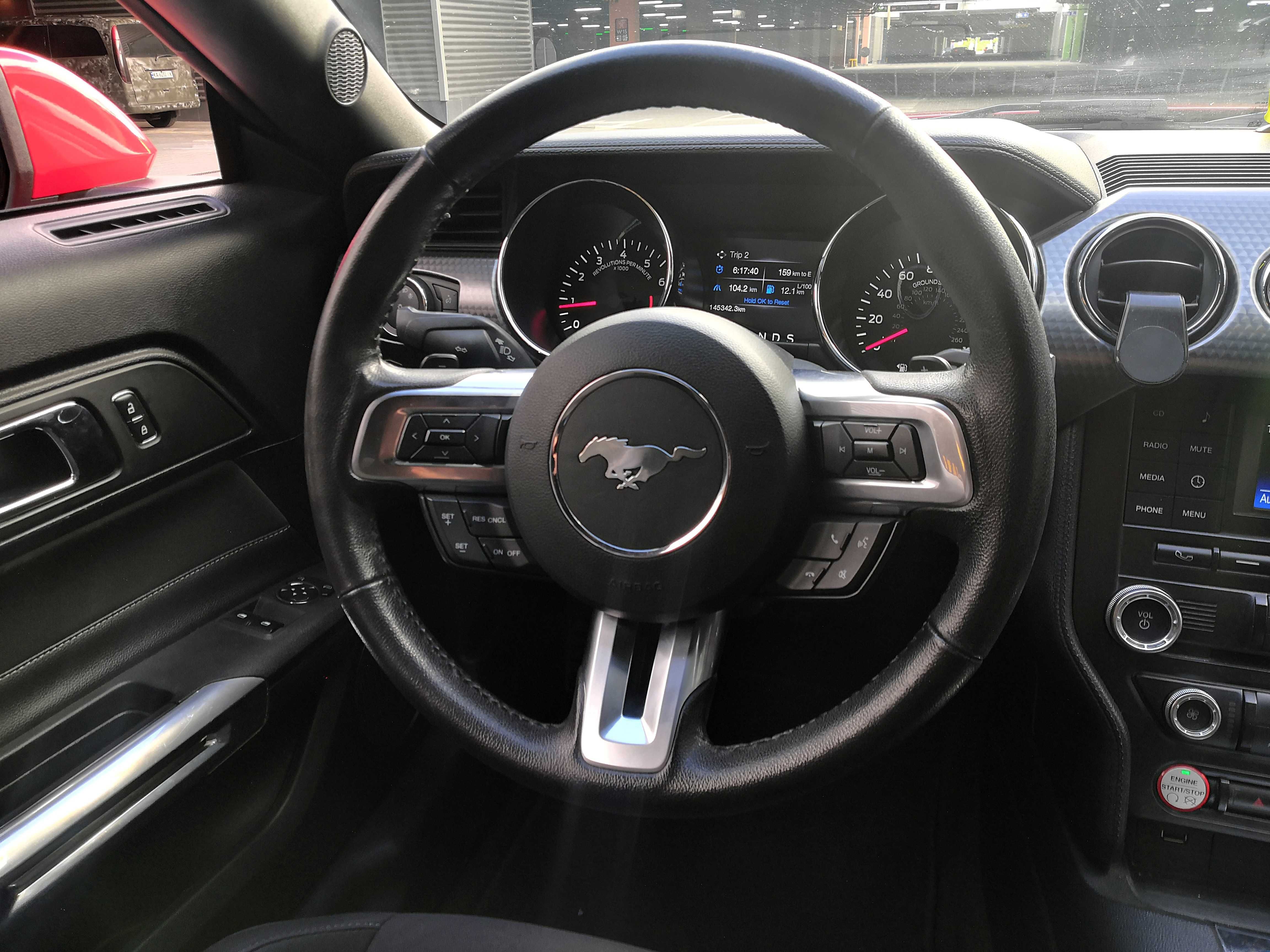 Продається Ford Mustang 2015 року