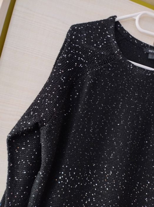 Sweter damski z cekinami