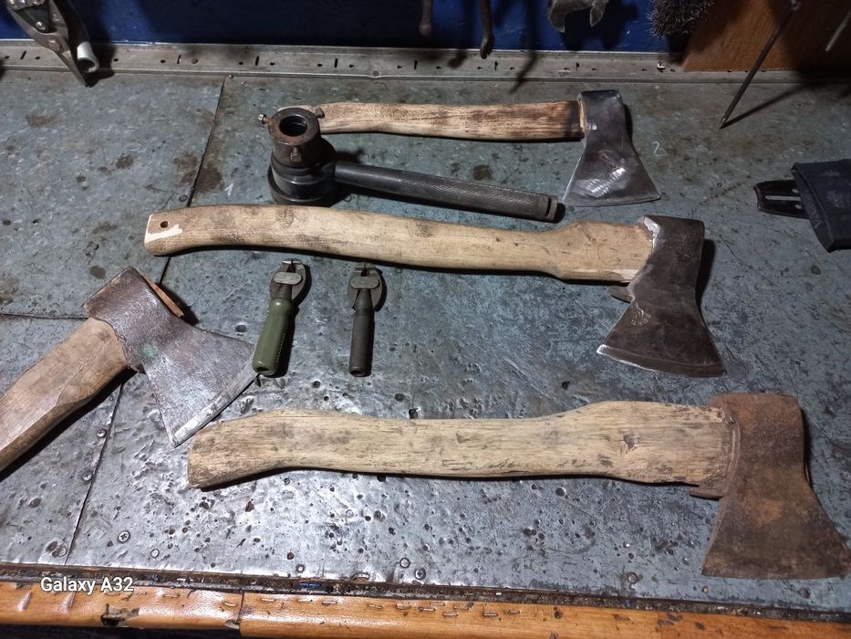 Топори ссср в гарному стані не дорого