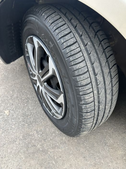 Hyundai Accent 1.6 Автомат газ