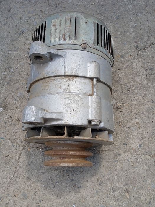 Генератор Б Т Р  Б/У