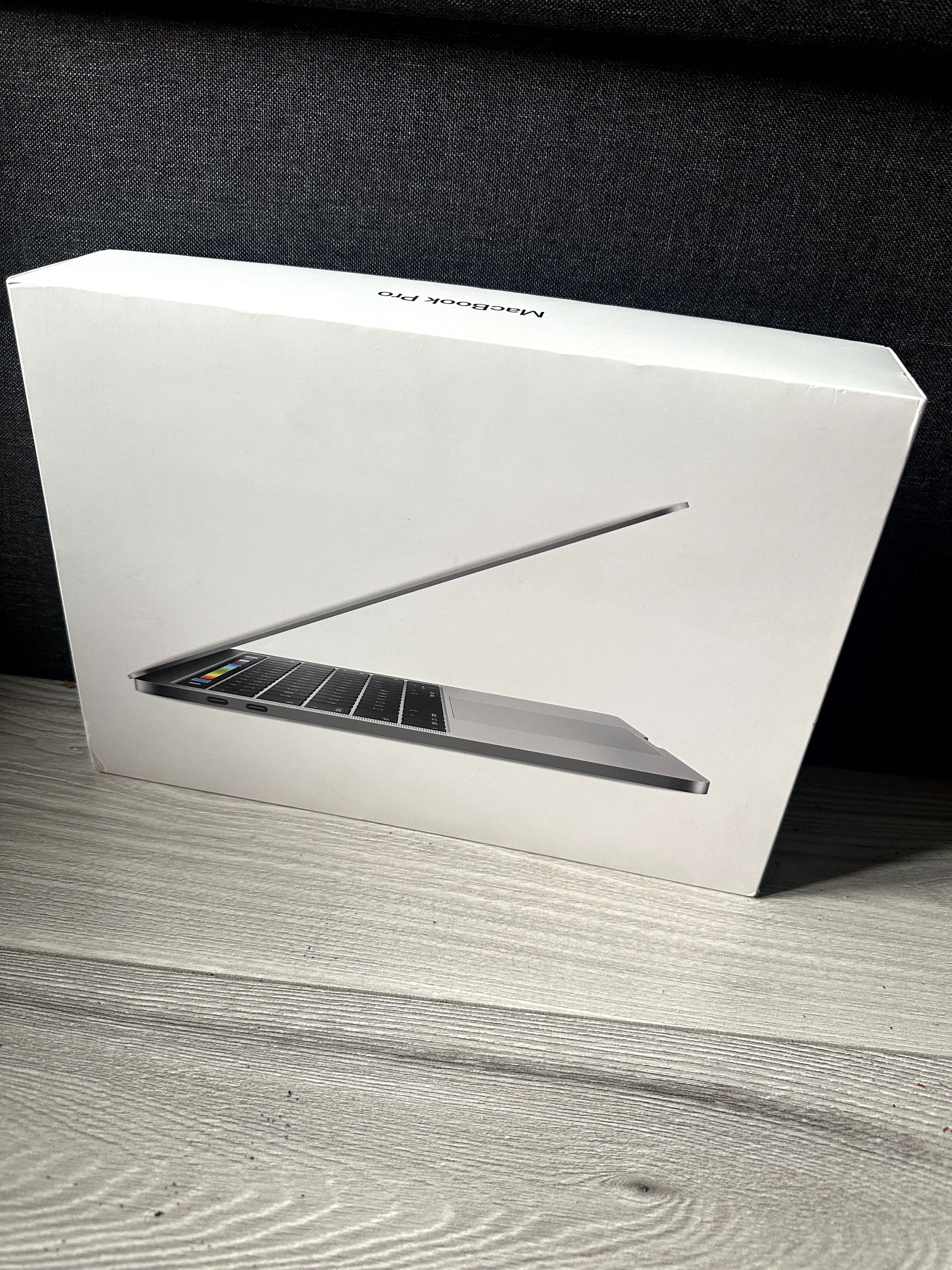 Oryginalne pudełko do Apple MacBook Pro 13”
