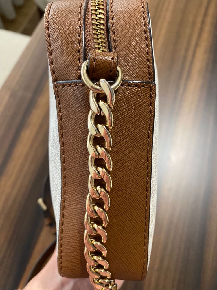 Mala Michael Kors