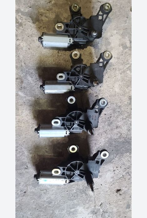 Моторчик заднього дворніка ауді ауди а6 с5 с6 с6