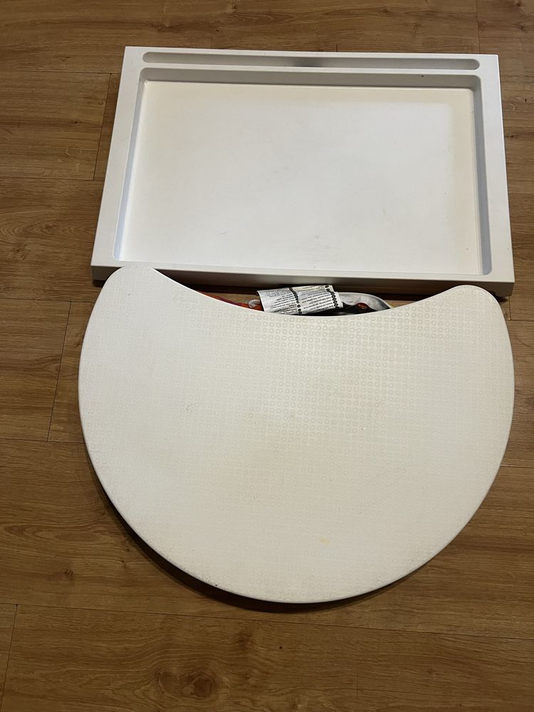 Stolik łóżkowy ikea plastikowy