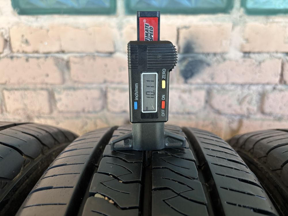 Пара літніх шин 195/70R15c Kumho