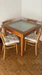 Mesa Extensivel com 4 cadeiras