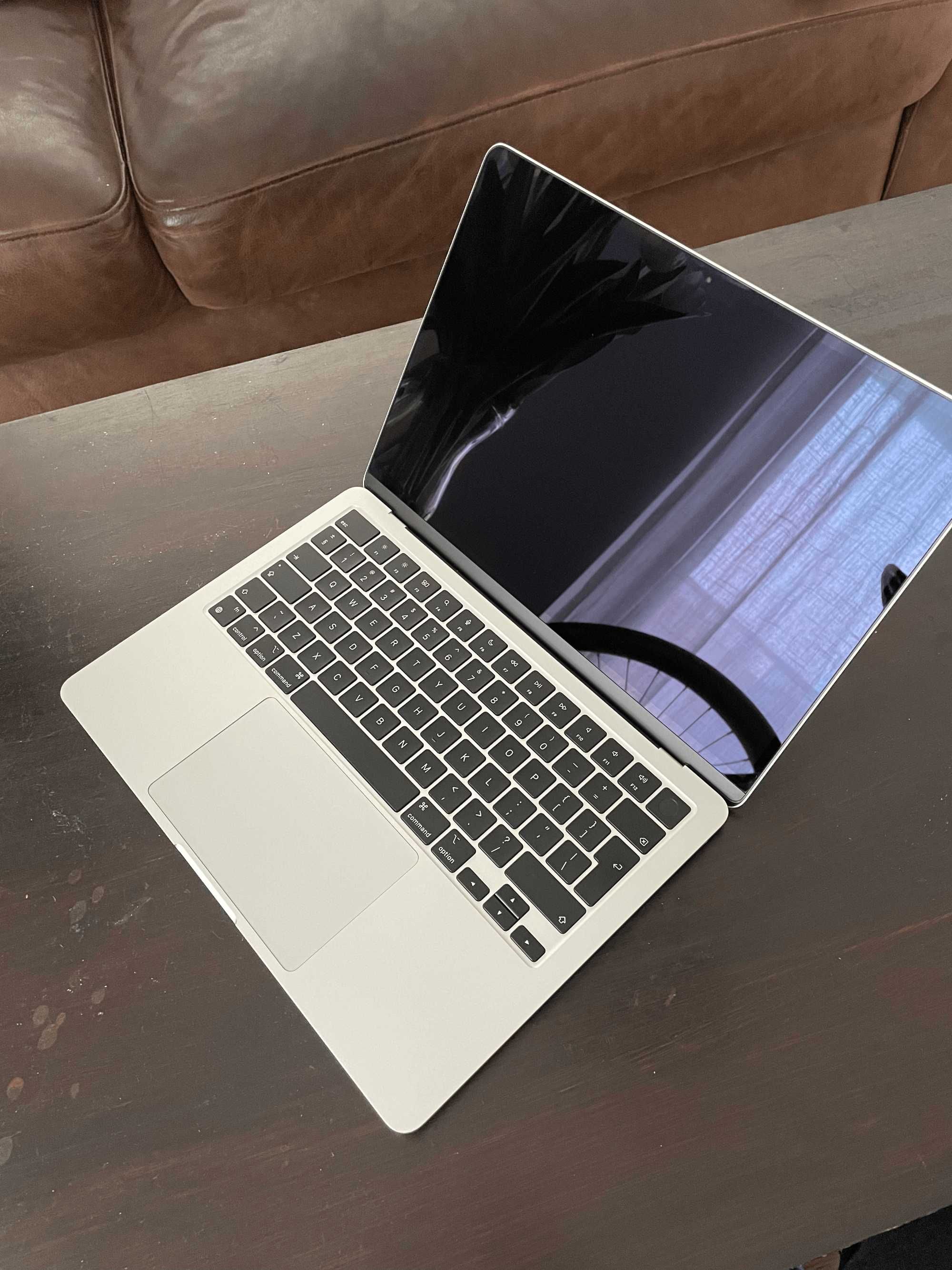 Apple MacBook Air 2022 13,6"/M2/8GB/512GB/macOS Srebrny
