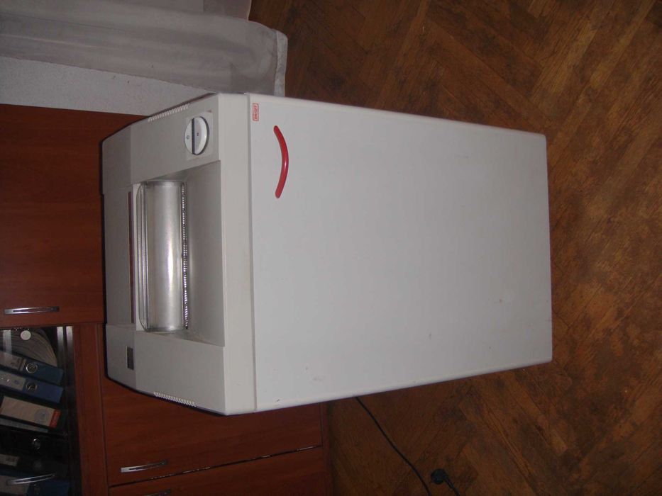 Продам Шредер (уничтожитель документов) Ideal 2603