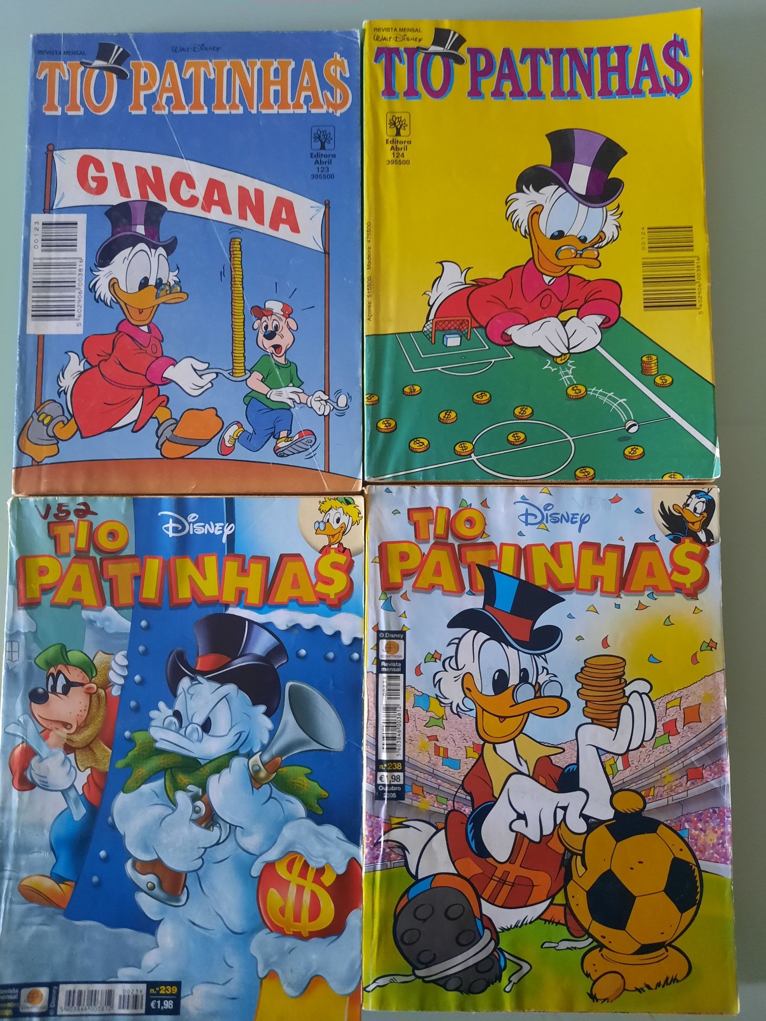 Vários livros de bd da Disney