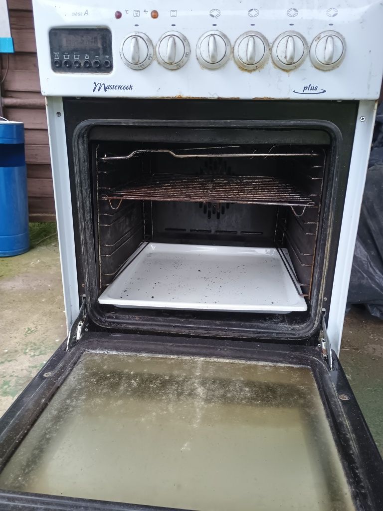Kuchenka Mastercook.