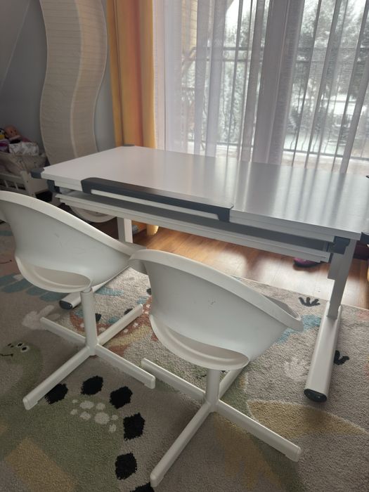 Biurko dziecięce regulowane