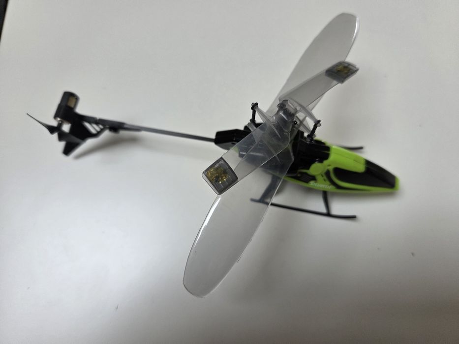 Mikro helikopter zdalnie sterowany