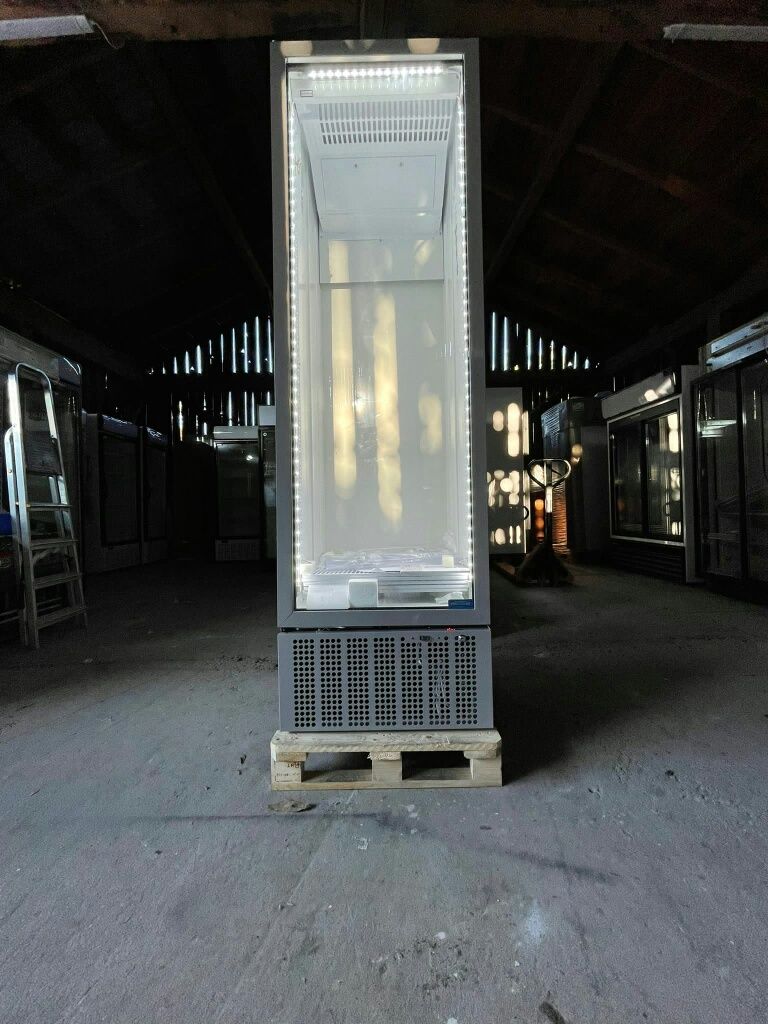 NOWA zewnętrzna witryna chłodnicza 60cm lodówka Frigoglass SMART 450