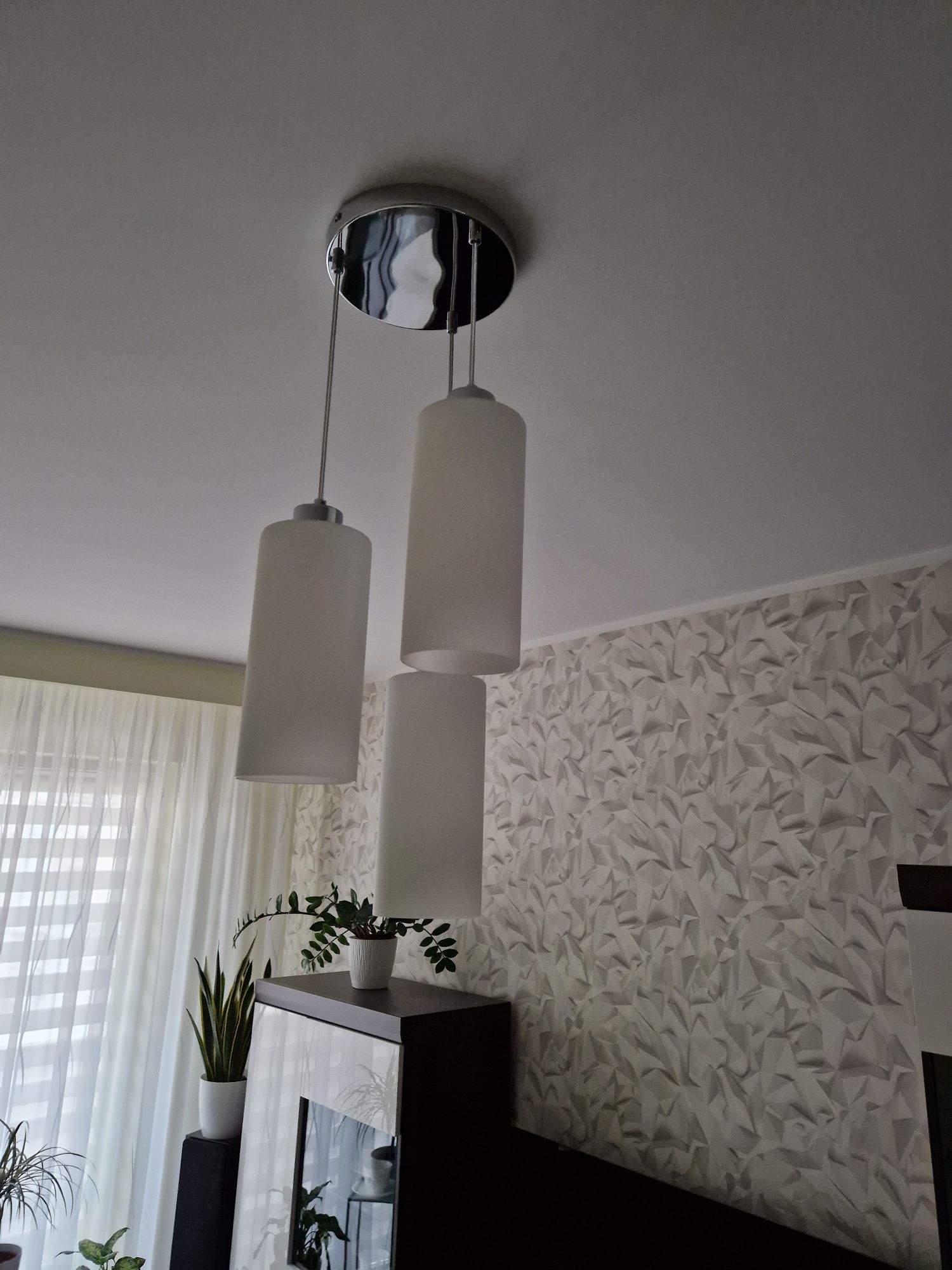 Lampa  wisząca do salonu