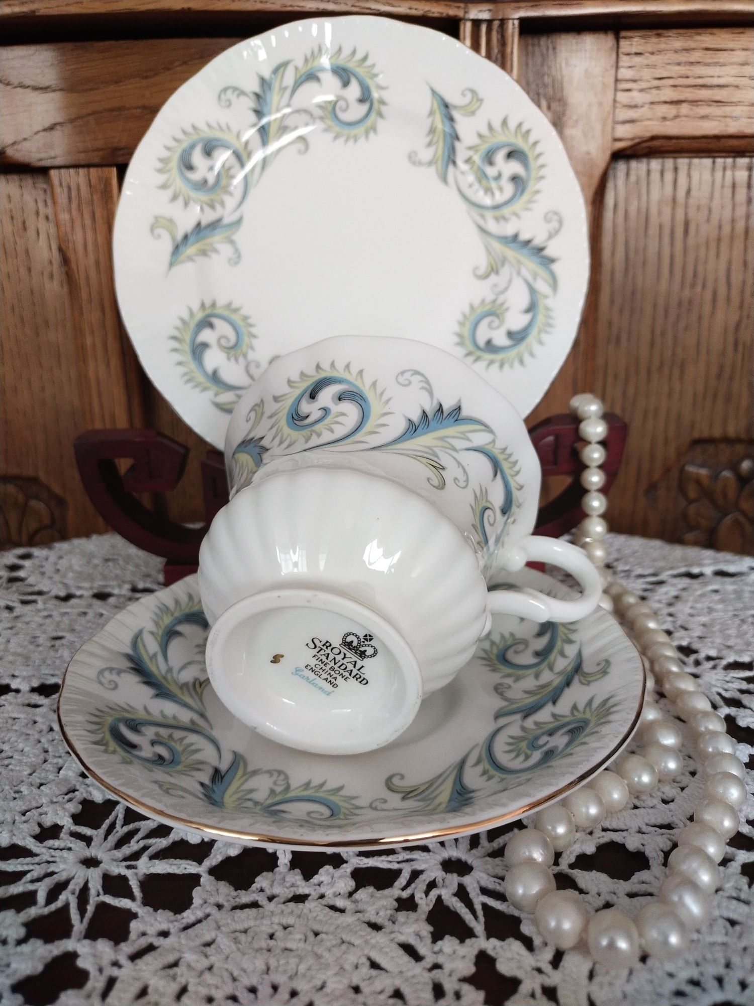 Elegancka Angielska Porcelana Turkusowa Filiżanka Trio Royal Standard